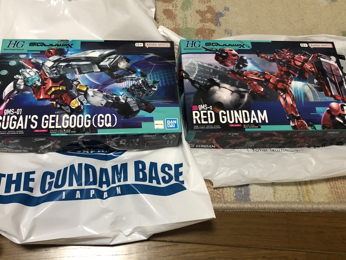 TORYNAKAMINE's tweet image. 前から欲しかった赤いガンダム買えました👍