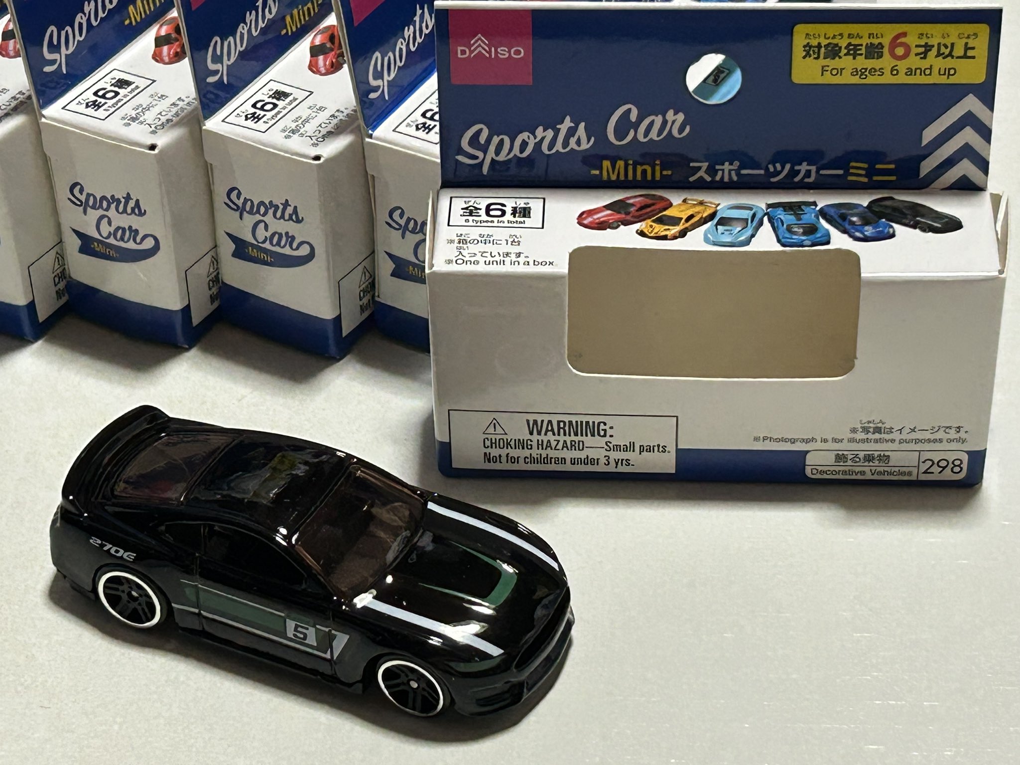 スポーツカー風ミニカー 黒 ミニカー4台セット 黒 スポーツカー風 - メルカリ