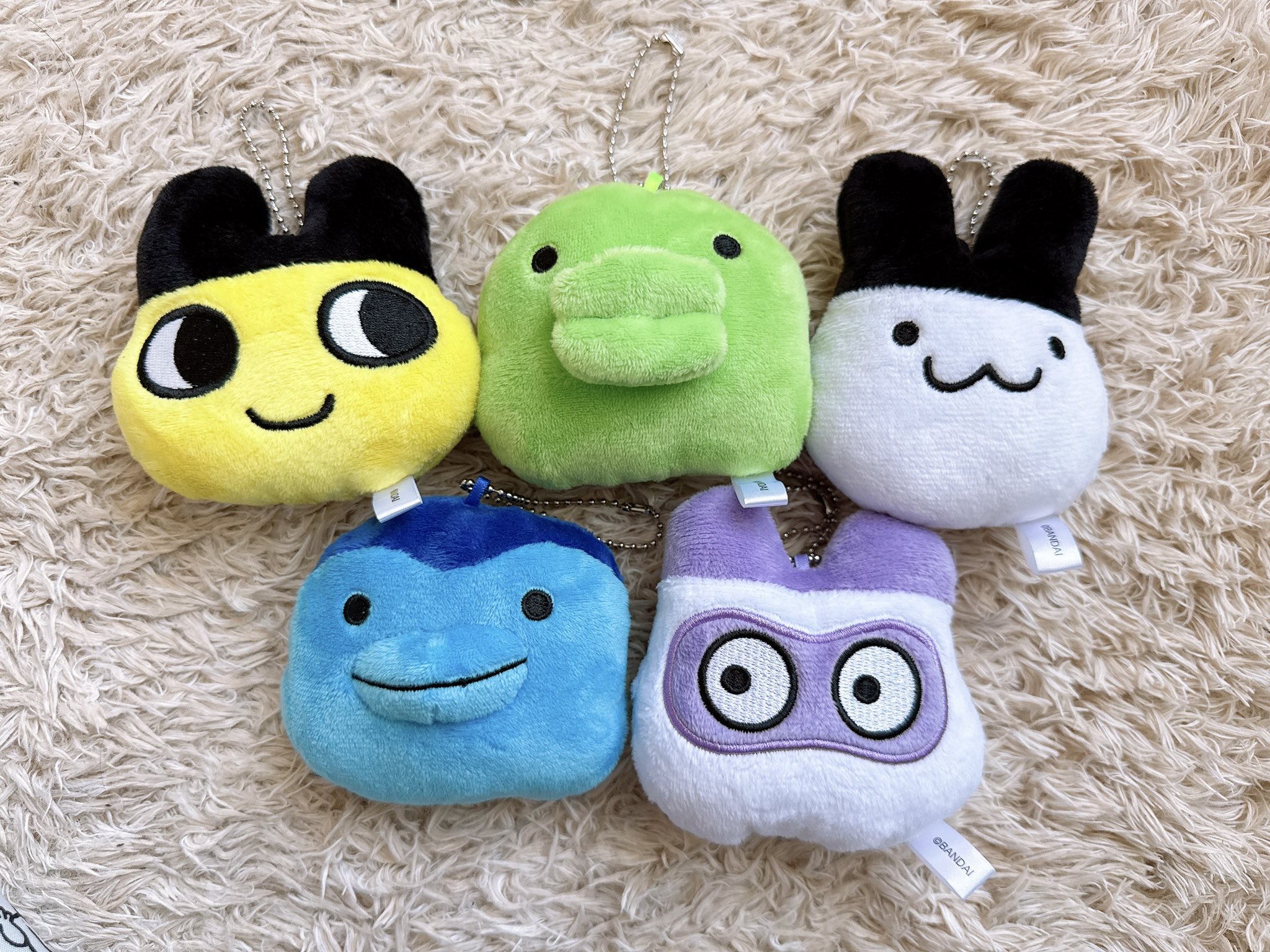 たまごっちゅ Japanese Candy & Snacks #197 Tamagotchi 4U Tablet - YouTube