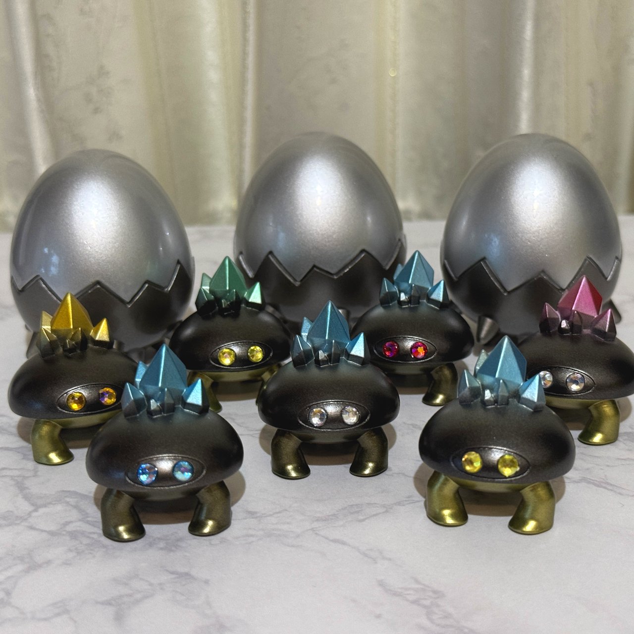 新品！ロッキンサンタヘドラ トレフェス16 ソフビ Amazon.co.jp: ロッキンサンタヘドラ トレフェス16 ソフビ