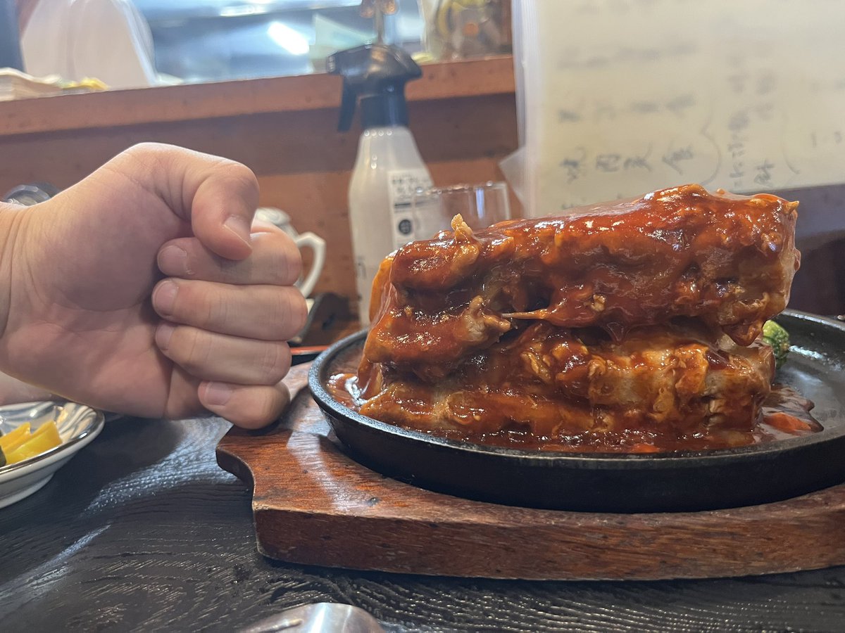 tonkothu_DANCE's tweet image. トンテキデカすぎんだろ