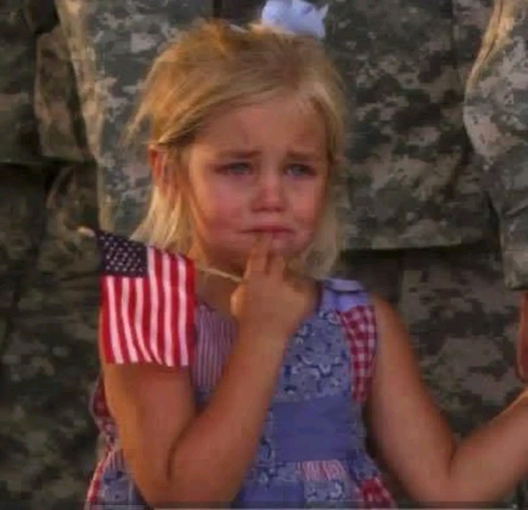 fopminui's tweet image. "Her hair was up in a ponytail, her favorite dress tied with a bow. Today was Daddy's Day at school, and she couldn't wait to go. But her mommy tried to tell her, that she probably should stay home. Why the kids might not understand, if she went to school alone. But she was not…