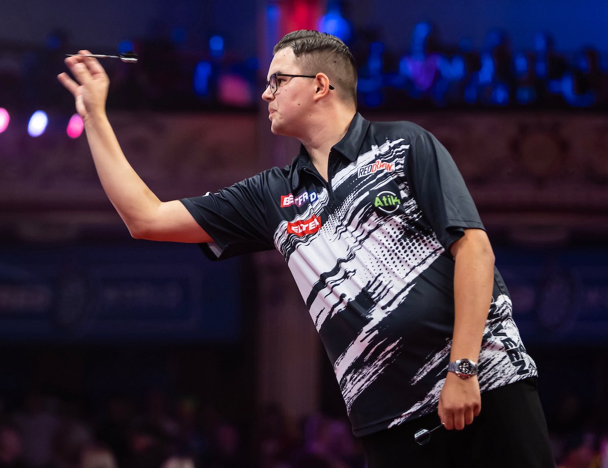 Gian van Veen tweet media