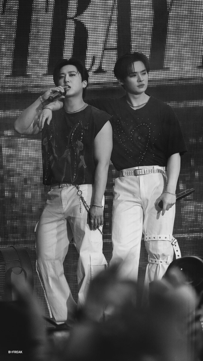 250719 

#dominATE_London #StrayKids
#Changbin #창빈 #チャンビン 
#LeeKnow #리노 #リノ
