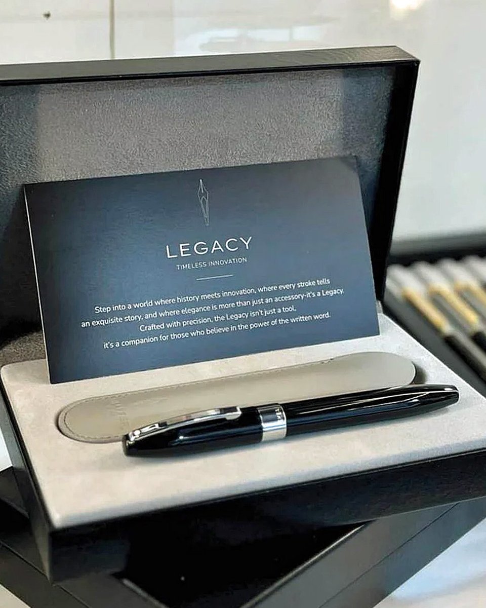 Take a look at the new updated look of the #Sheafffer Legacy. A true iconic pen!
>> tinyurl.com/y99e8d3s

#purepens #fountainpen #fountainpens #fountainpennetwork #fountainpengeek #fountainpennerd #stationery #writing #drawing #calligraphy #pennerd #pengeek #newpenday