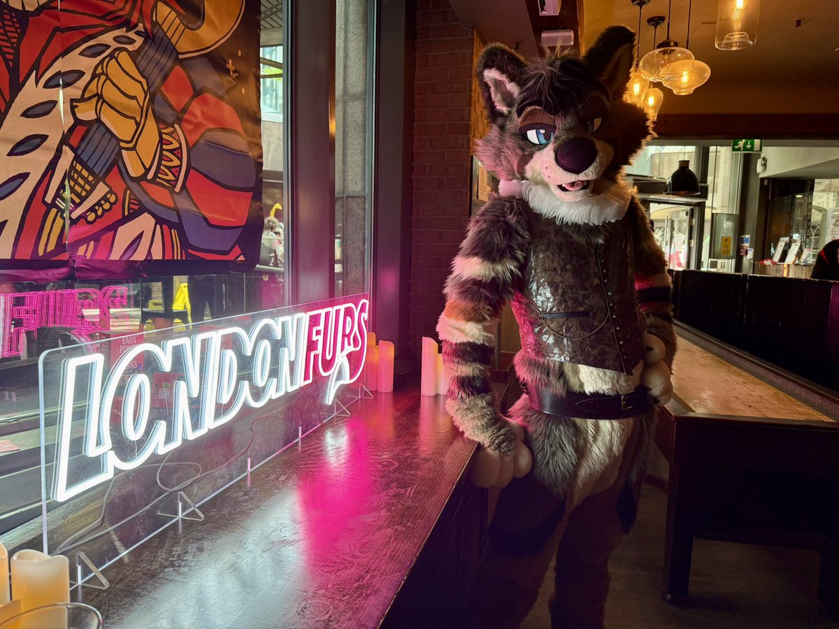Tav ๐ NFC, CFZ (@tavtavern) on Twitter photo Very much enjoyed being (as someone asked) โa Shakespeareโ for <a href="/LondonFurs/">LondonFurs</a> Summer Party. Lovely to see everyone ^^
๐ธ <a href="/DrHappygrowl/">Huxley @ Summer LFM โ๏ธ</a> Very much enjoyed being (as someone asked) โa Shakespeareโ for <a href="/LondonFurs/">LondonFurs</a> Summer Party. Lovely to see everyone ^^
๐ธ <a href="/DrHappygrowl/">Huxley @ Summer LFM โ๏ธ</a>