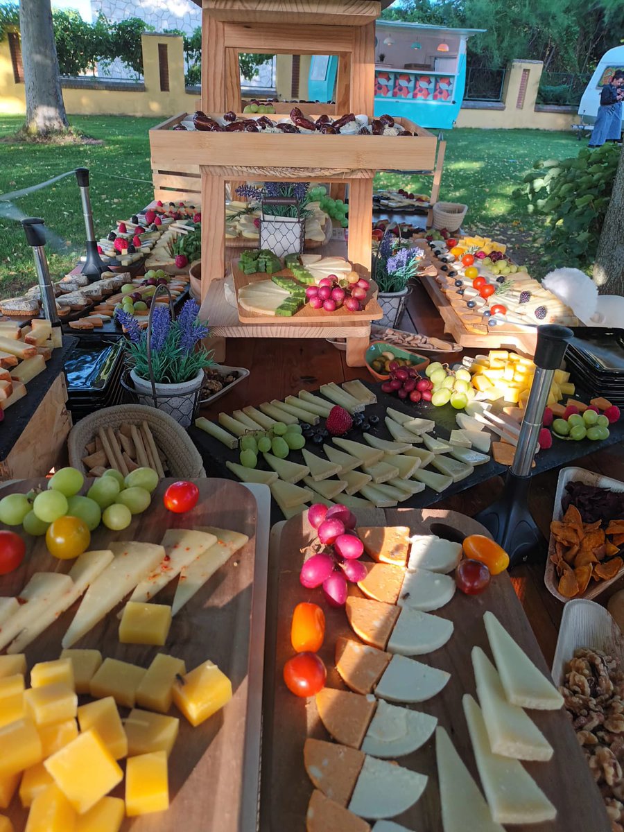 quesosJUAN's tweet image. Tardes de #verano, #bodas y #eventos con mucho #quesodeverdad de #LosQuesosdeaJuan, este #findesemana en #fincapuentesmediana de #HornillosdeEresma, #VilladelasFerias y #sanroque en #MedinadelCampo