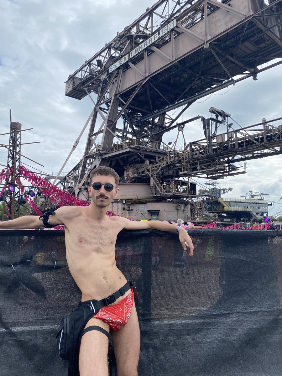 itstoxiclibra's tweet image. 115€ le maillot de bain - donnez moi de l’attention pour rentabiliser un peu siouplait 

#wholefestival