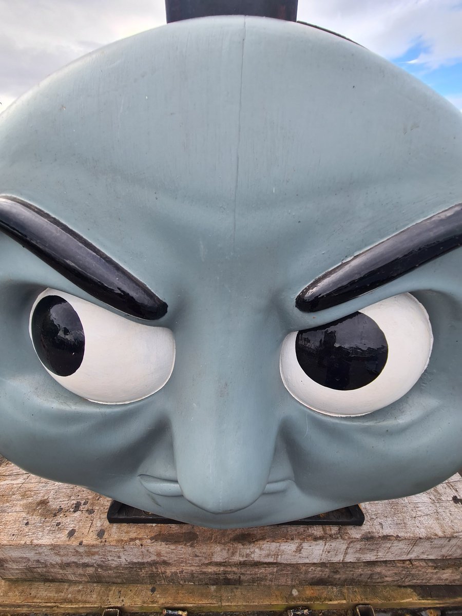 TalyllynRailway's tweet image. No. 6 wants you to head to the fan tent and guess how much their boiler weighs. Right. Now.
#AwdryEx5 #awdryextravaganza