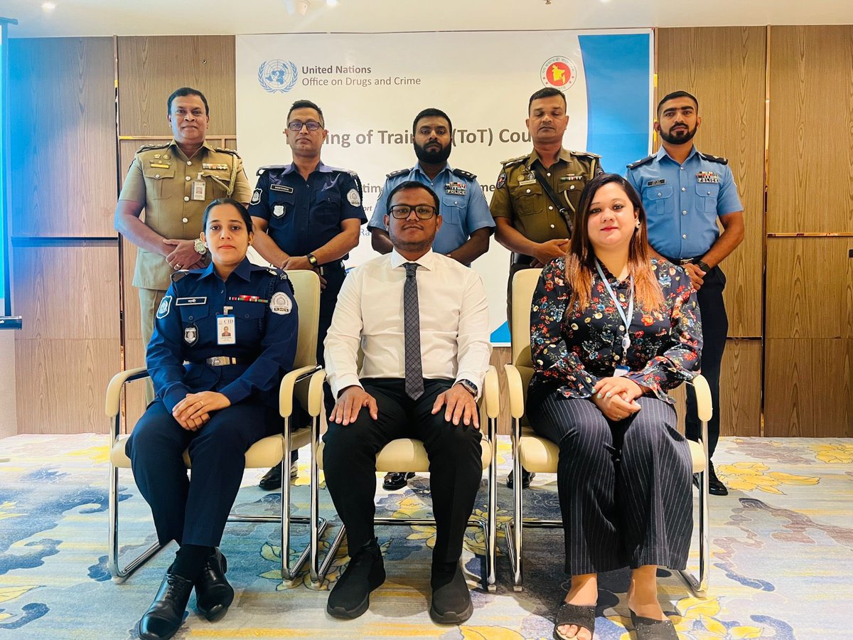 UNODC_MCP's tweet image. @UNODC_MCP's Training of Trainers (ToT) course m launched today in Cox’s Bazar,🇧🇩! Led by #GMCP Expert. MLE 👮 from 🇱🇰 🇲🇻 🇧🇩 are enhancing their capacity on-
✅ CSI Training design & methodology
✅ Developing effective CSI training materials
✅ Planning CSI exercises & scenarios