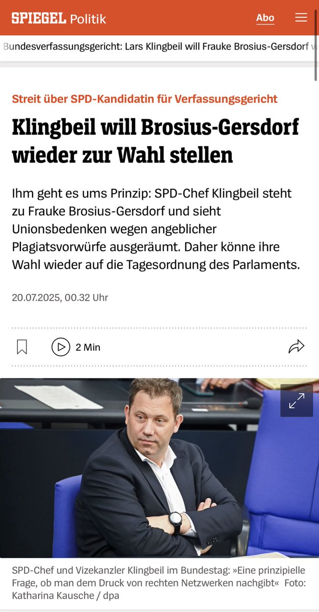 katdro's tweet image. Es ist gut, dass @larsklingbeil stehen bleibt und an der Unterstützung von Prof. Brosius-Gersdorf festhält.
Wir Grünen werden sie ebenfalls weiterhin wählen.
Richtig ist auch, dass wir nicht zulassen dürfen, dass rechte Plattformen mit ihrer Diffamierungskampagne Erfolg haben