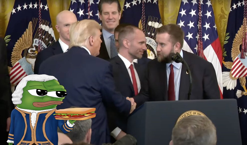 RagnarLinkbrok's tweet image. 33,000,000 $Apu coins and 1,000 cubes of $link is the ultimate barbell investment. The perfect blend of silly and serious. This should be the starter pack of any crypto enthusiast x