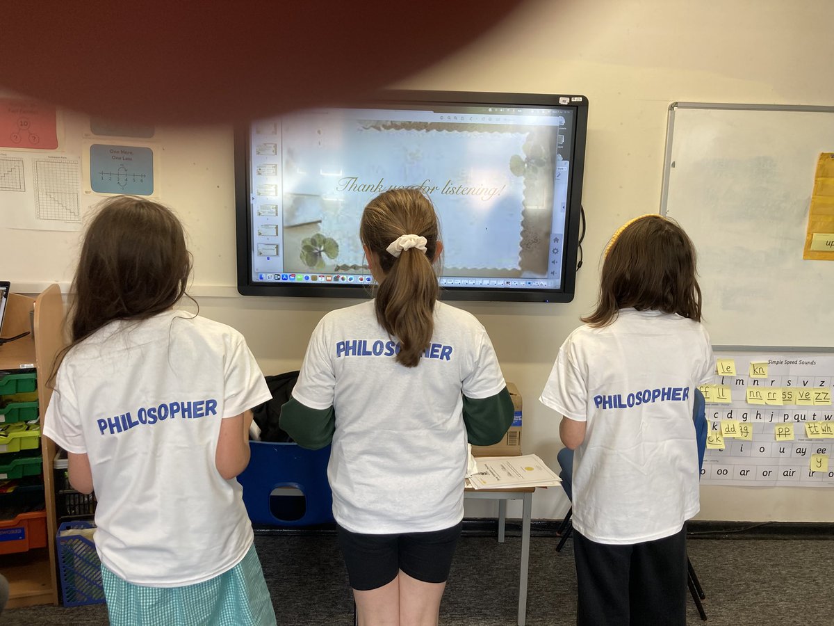 A great end of the year for The Young Philosophers Training group at Dovedale Primary School, with lots of pupils achieving bronze and silver awards, and three veterans becoming our very first gold philosophers! Find out more: thethinkerhub.com/young-philosop… #P4C #philosophyinschools