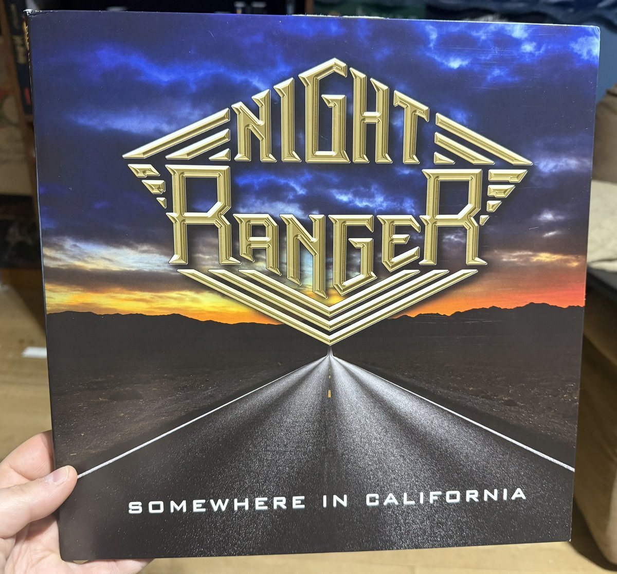 TimsVinyl's tweet image. Today’s Night Ranger Deep Dive sees Dave Nadelman and I dissecting the band’s 2011 comeback.
youtube.com/@timsvinylconf…