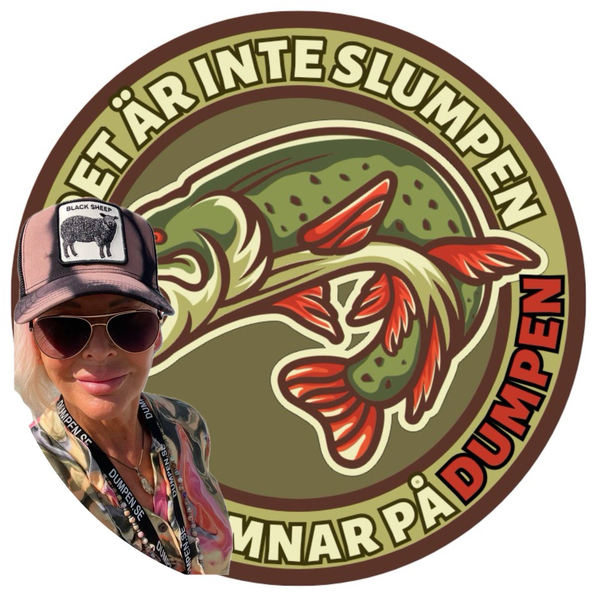 dumpen_se's tweet photo. Ett par ord från en av våra volontärer: 

Jag är en överlevare. Ett ord som bär så mycket mer än det låter. Under många år bar jag på en tystnad som skavde. Det som hände mig som barn formade mig – till viss del bröt det ner mig, men det gjorde mig också vaksam, lyhörd och i längden stark.

Att se Dumpen växa fram och sätta ljuset på det som så länge sopats under mattan väckte något i mig. För första gången kände jag att någon sa det högt – det vi andra tystat ner för att orka leva. De pekade på förövarna. De gömde dem inte bakom juridiska formuleringar eller tystnad.

Jag blev rörd. Och arg. Arg över att det fortfarande händer. Att barn fortfarande far illa. Men jag blev också hoppfull – för att någon vågar stå upp, se till att vi inte längre blundar.

Därför tog jag kontakt med Dumpen och frågade hur jag kunde hjälpa till. Idag är jag volontär. Jag hjälper till bakom kulisserna. Jag bär med mig min egen historia varje dag – men nu som en kraft, inte en börda.

Det här handlar inte om hämnd. Det handlar om ansvar. Om att stå på barnens sida. Om att se till att framtida överlevare kanske inte behöver bära samma tystnad som jag gjorde.

Vi finns. Vi som vet hur det känns. Och vi tänker inte vara tysta längre.
Jag har heller aldrig varit i ett sammanhang där så många stöttar varandra så genuint som på Dumpen

 – Tack ♥️
/En volontär och överlevare
