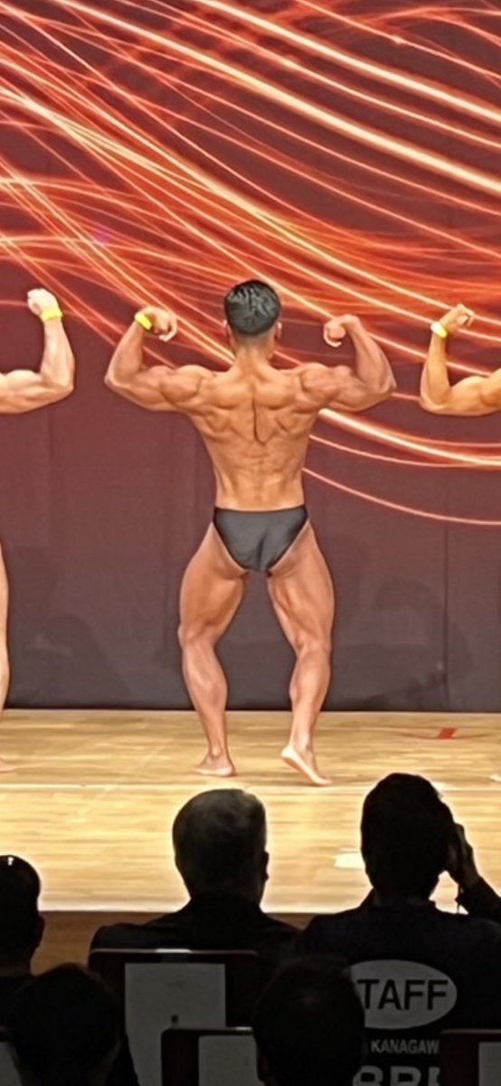 明日は斎藤先生ボディビル選手権の日🔥
応援に行きますのでお休みいたします🙇‍♂️
火曜日は定休日、
水曜日から通常営業となりますご用の方はホットペッパーかDMでお願いたします🩷