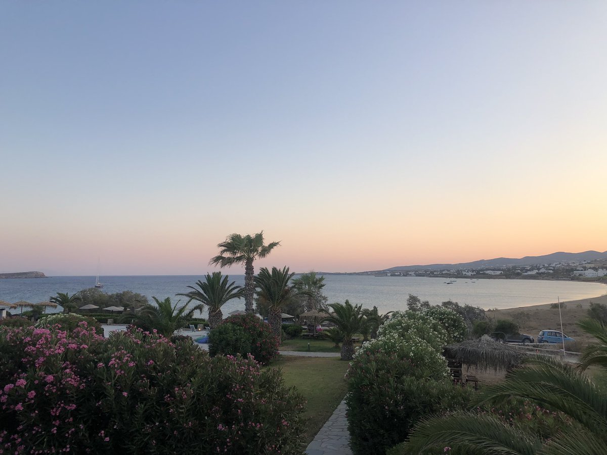 75002Parisienne's tweet image. Postcard from Greece 🇬🇷…

#CycladicIslamdz
#Paros