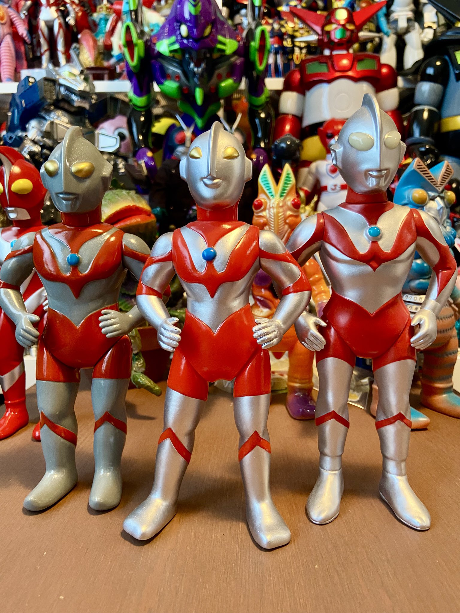 ウルトラマン　ソフビ　レトロ　1990〜1980 46体　MU③ ウルトラマン ソフビ レトロ 1990〜1980 46体 MU③ - メルカリ