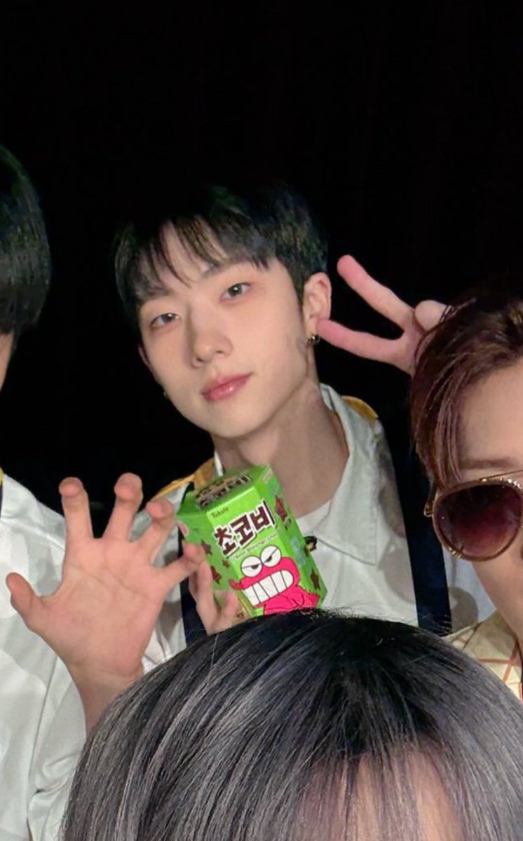 KKKID303's tweet image. 떡잎방범대 출동🌱