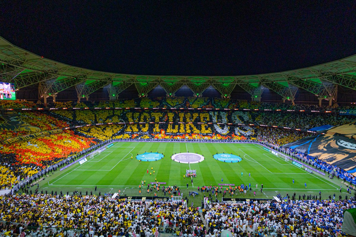 SPL_EN's tweet image. Throwing it back to when @kendricklamar's hit was made into a tifo by @ittihad_en 🐅