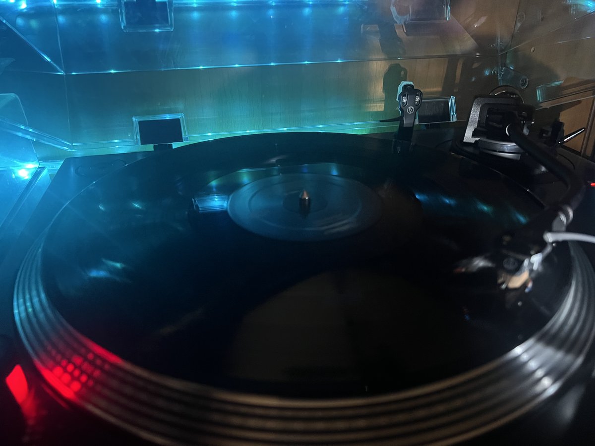 fabiozpp's tweet image. #2LP #nowlistening ... 👌🖖