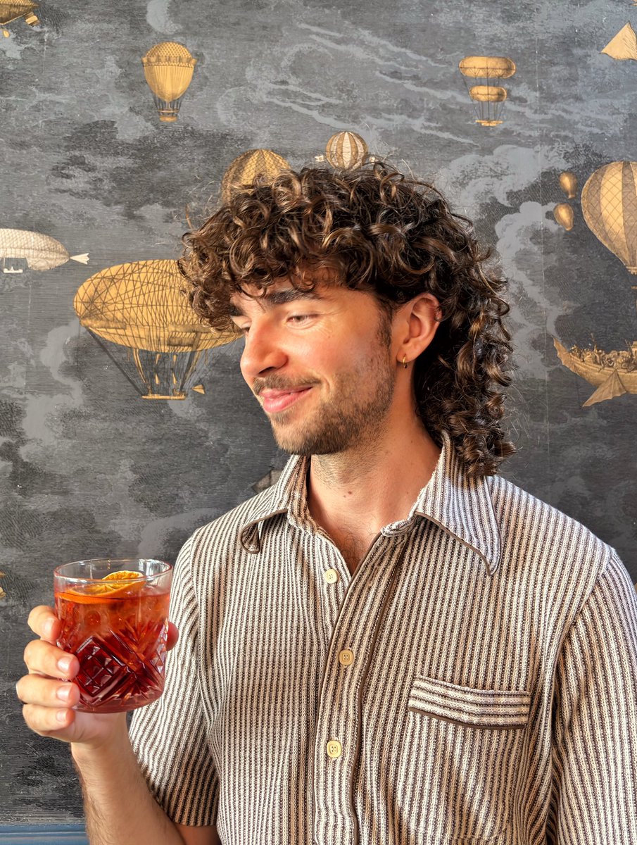 You’ve made it to the end of the week, treat yourself! We’re sure you’ll love our negroni as much as Mike does 😋