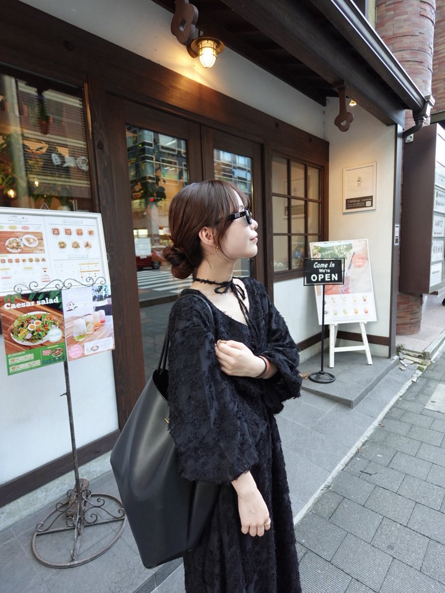 __mefil__'s tweet photo. ノリで買ったサングラスお気に入りやねん🕶️ https://t.co/yJjJD0Db1V