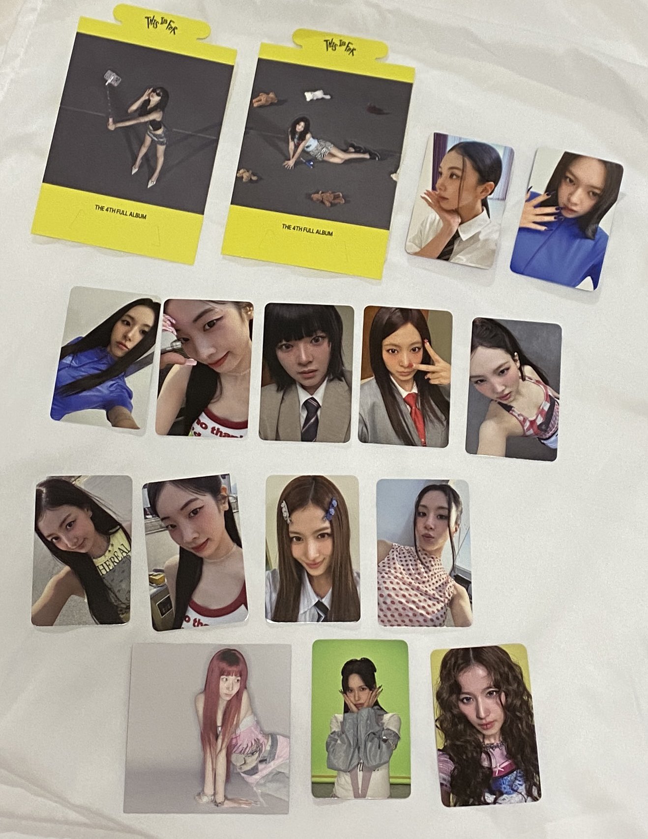 TWICE トレカ　引退品 Amazon.co.jp: TWICE ペンライト トレカ コンプ メッセージ