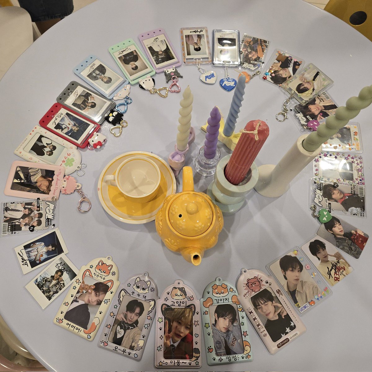 คาเฟ่น่ารักมากกกชอบๆ แฮปจองบินน้าาา
🐶💚🍹🍪🛒

#정빈아_편의점간식_골라줘 
#binimart #JUNGBIN #정빈
#POW #파우 #POW_GRID