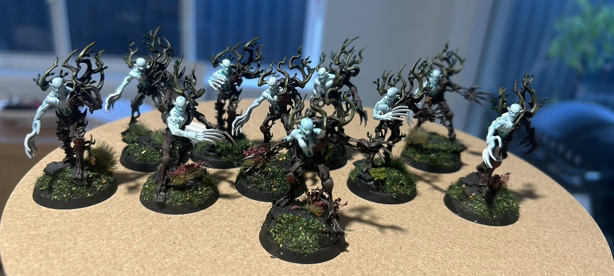 It’s been nearly 3 years since I last painted some Sylvaneth. Bloody love these models. Might paint 50 more…#WarhammerCommunity #Warmongers  #AgeofSigmar