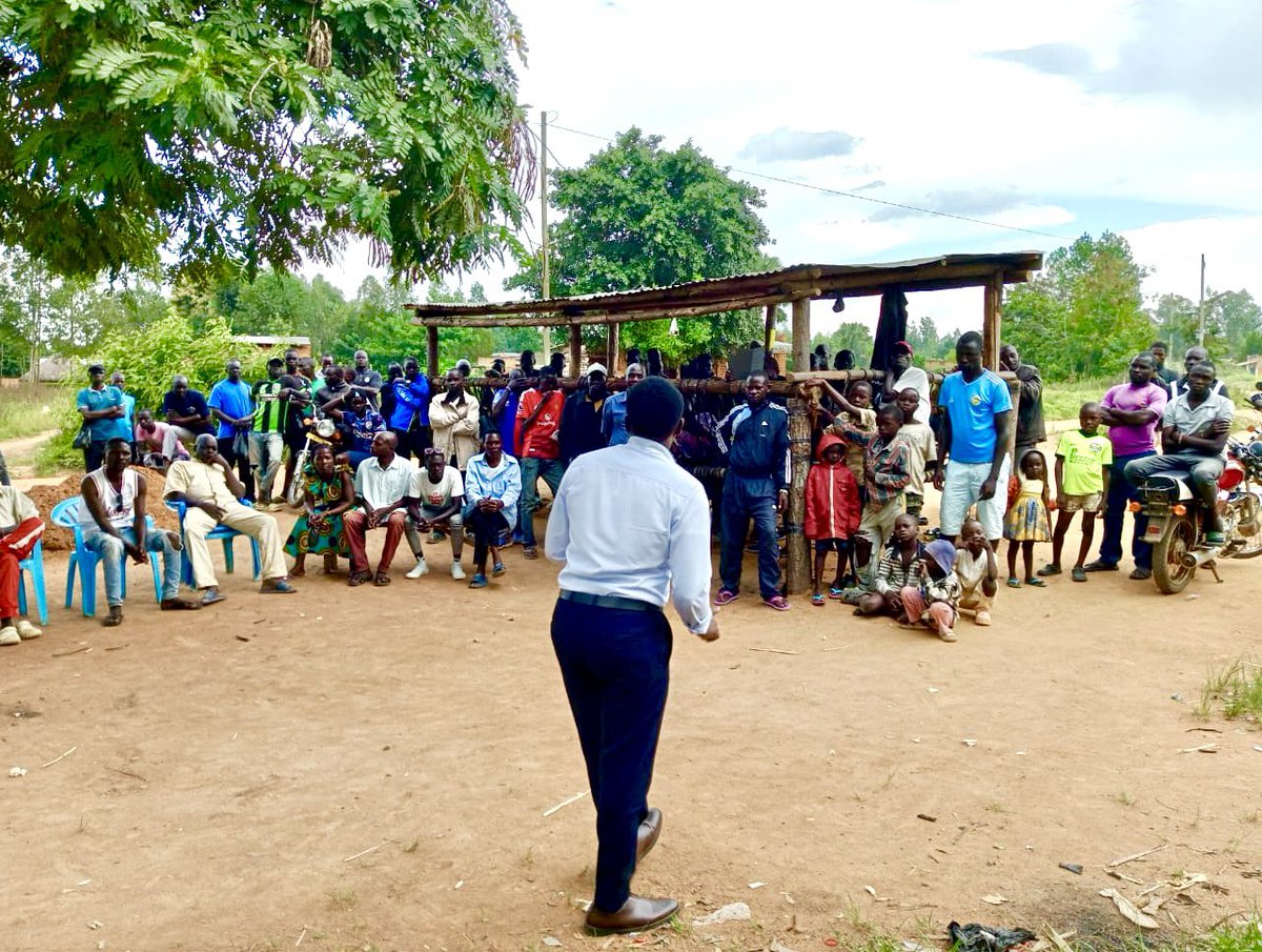LAlionzi's tweet image. Yesterday evening, Jiako—Arivu gathered in unity to receive the message of true leadership—one that seeks to lift every soul in Arua City.
Alionzi Lawrence Dangote
Arua City Mayor 2026–31