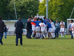 🎙️ Wisi en <a href="/LosBuenosAlPrao/">Los Buenos Al Prao</a> sobre la mayor remontada de su carrera

"Fuimos a jugar con el Rayo Carbayín, nos ganaron y empezaron a lanzar voladores"

"Les faltaba un punto para ascender, celebraron antes de tiempo"

"Los siguientes cuatro los ganamos todos y ascendimos"