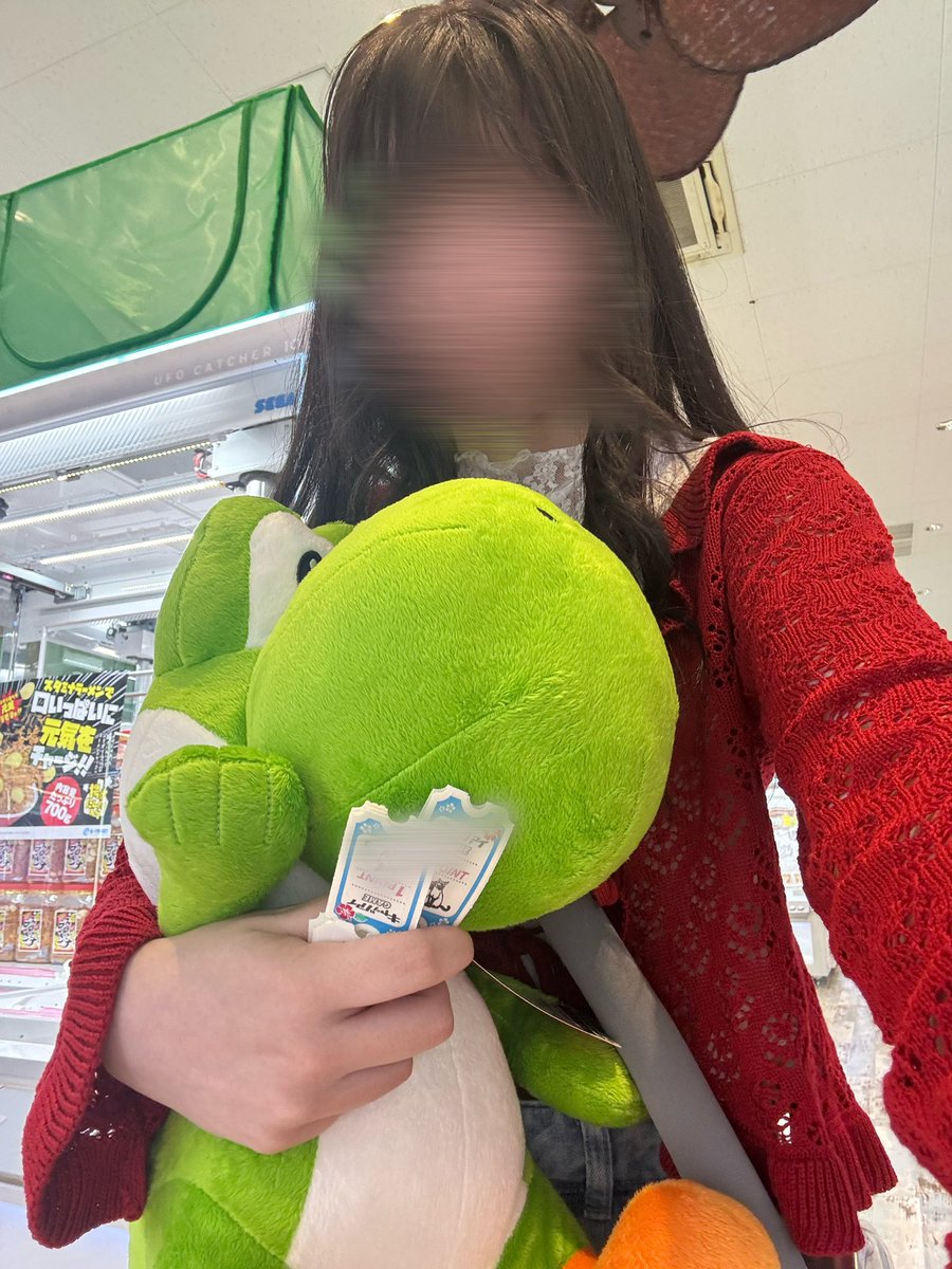 こんばんわー！🤩
今日7月20日は私の17歳の誕生日でした！
お祭りでヨーヨーとミニオンGETできたしよっしーも取れて最高なバースデーでした🎉みんなに祝ってもらえて嬉しかったです💕