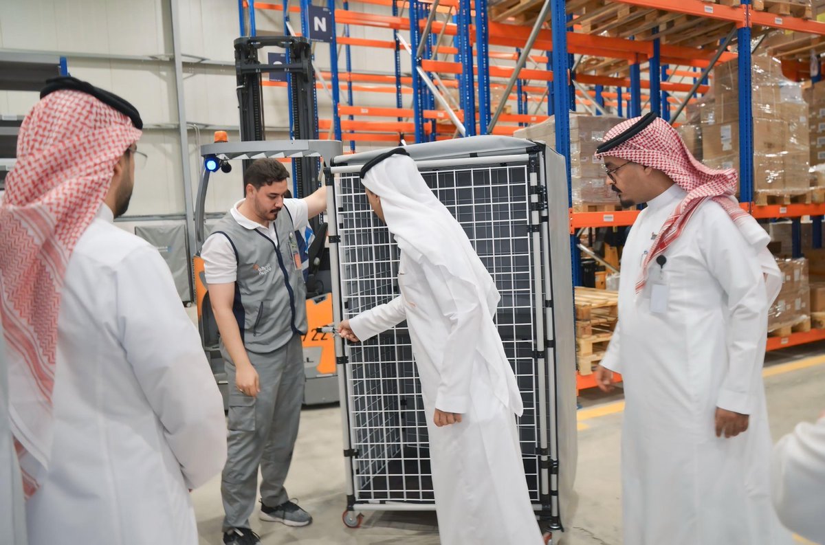 كأول مستشفى بالمنطقة وضمن 9 مستشفيات ..

#تجمع_المدينة_الصحي بالتعاون مع شركة <a href="/nupco/">نـوبـكـو</a> يطلقان خدمة "موصول " بمستشفى #ينبع العام بهدف ضمان سلامة الدواء وتعزيز كفاءة الإمداد والتموين الطبي وتعزيز جودة الخدمات الصحية للمستفيدين.

#المدينة_المنورة