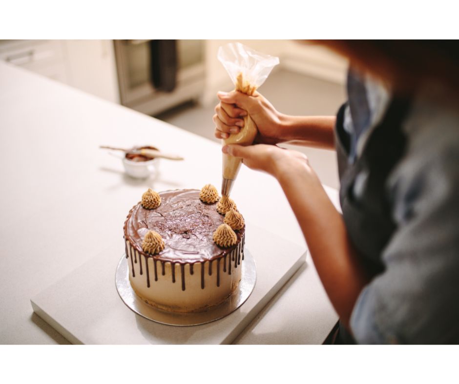 midgov's tweet image. Are you a Midlothian Parent? Want to support your wellbeing? Are you also a keen baker or want to try something new? Sign up for our 'Creative Wellness - through Cake Decorating' course. 19 August for 10 weeks, 10.00am - 12.30pm. Info: CLL@midlothian.gov.uk / 0131 270 8900
