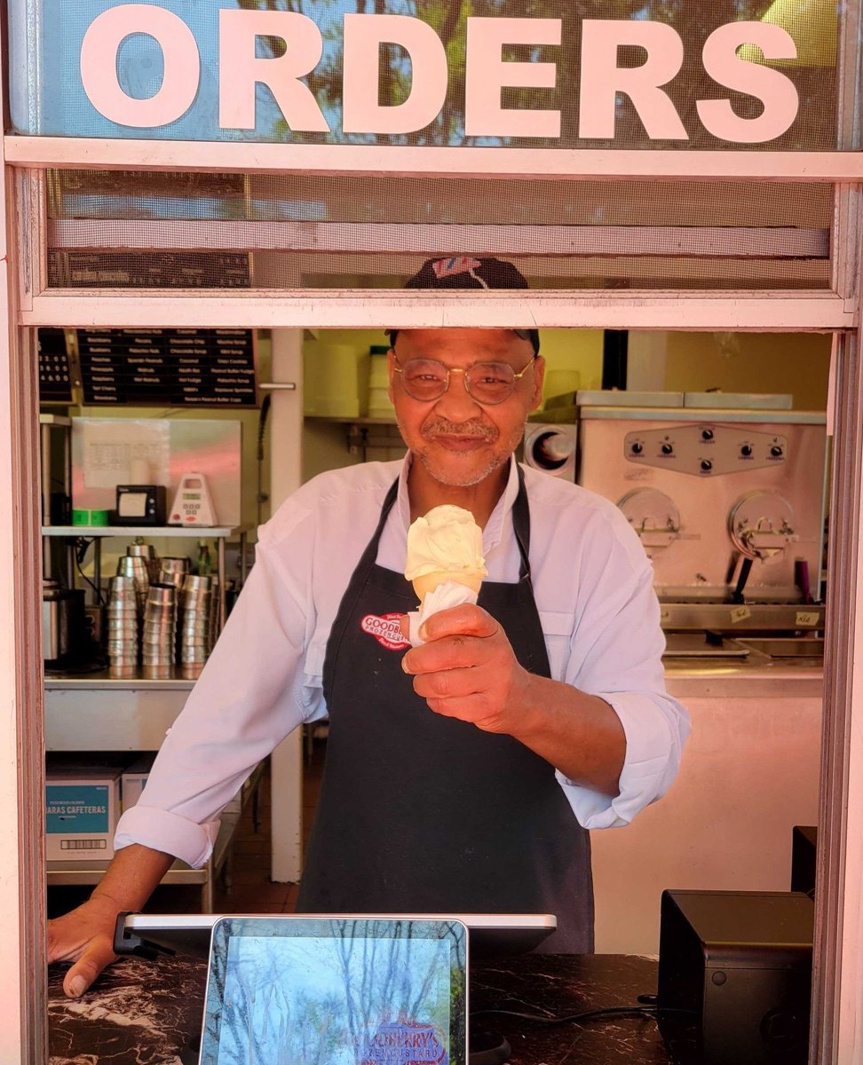 ShopLocRaleigh's tweet image. This is your reminder that ice cream is a valid form of self-care.😌 It's also National Ice Cream Day, so you really have no choice but to swing by a local shop and cool down with a few scoops.😋
Check out our blog for some of the tastiest spots around town!