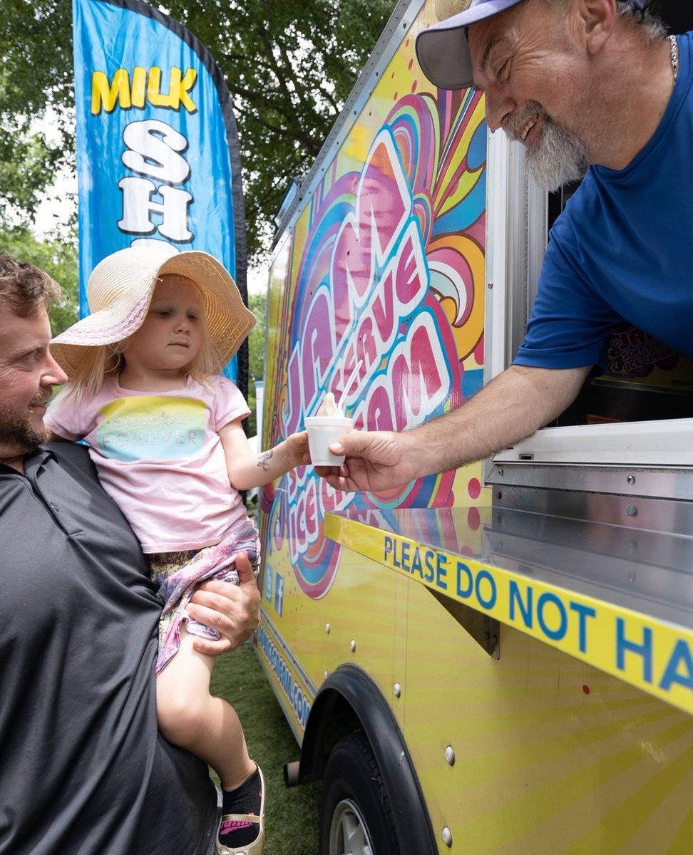 ShopLocRaleigh's tweet image. This is your reminder that ice cream is a valid form of self-care.😌 It's also National Ice Cream Day, so you really have no choice but to swing by a local shop and cool down with a few scoops.😋
Check out our blog for some of the tastiest spots around town!