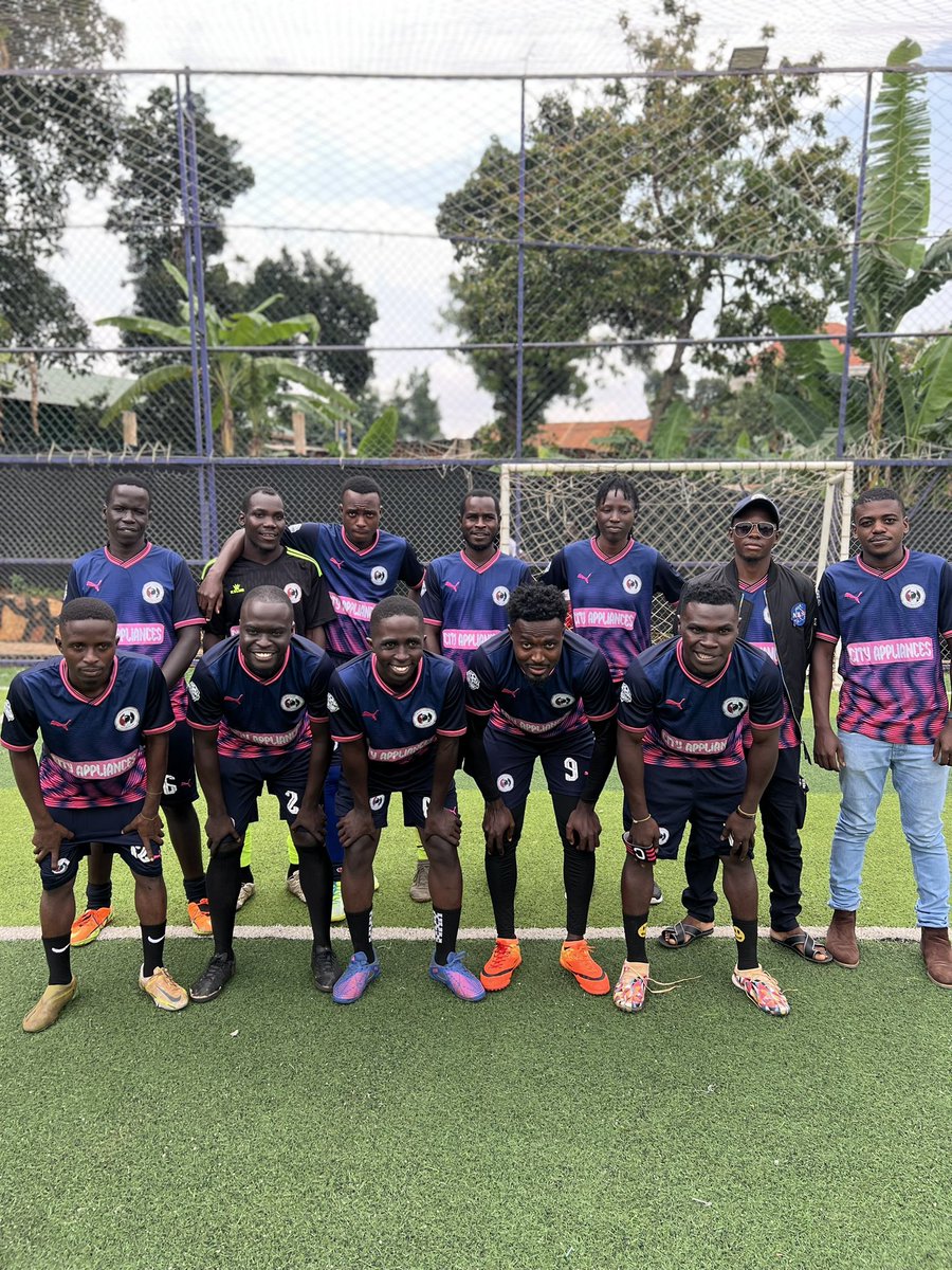 keithnamu's tweet photo. Full time 

Olympus Titans FC 1: 1 Kababik FC

#UOXLeague 
#RoadToBulenga https://t.co/O7BZ5BIYv1