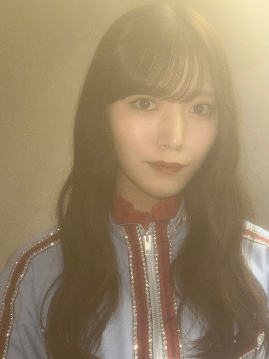 村山美羽　新せ界 GwSuskQXIAIsM1w.jpg