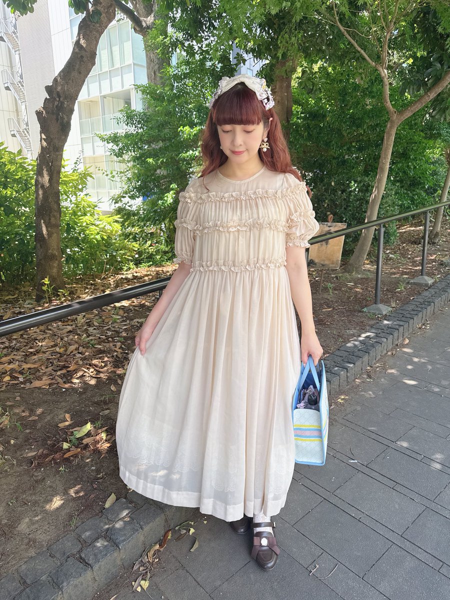SALE! Spring 春うらら ミモザとアストランティアのブランコ 青木美沙子💕Aoki Misako on X: 