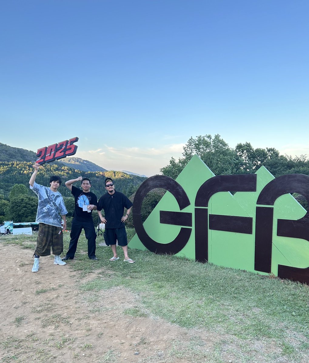 dosmonostres's tweet image. GFB つくばロックフェス 初出演
ありがとうございました！