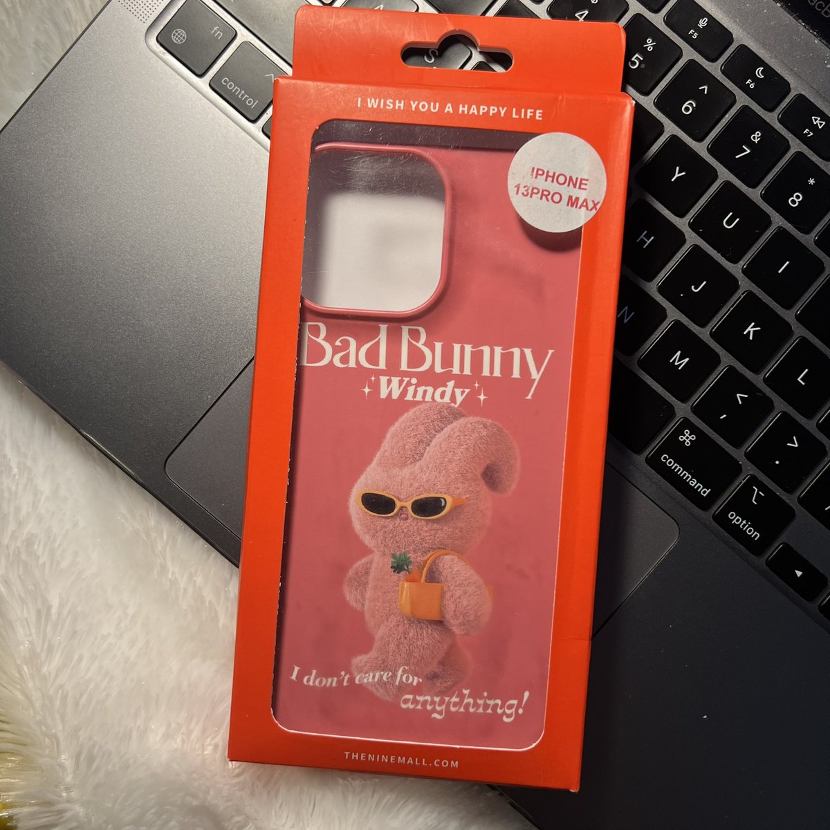 wts / want to sell 

★ theninemall case for iphone 13 pro max — 75k

( ❗️ ) new, worn twice buat dicoba aja (ngga pernah buat keluar)
( 📍 ) dom jakarta, bisa oren
( 💌 ) dm for more!