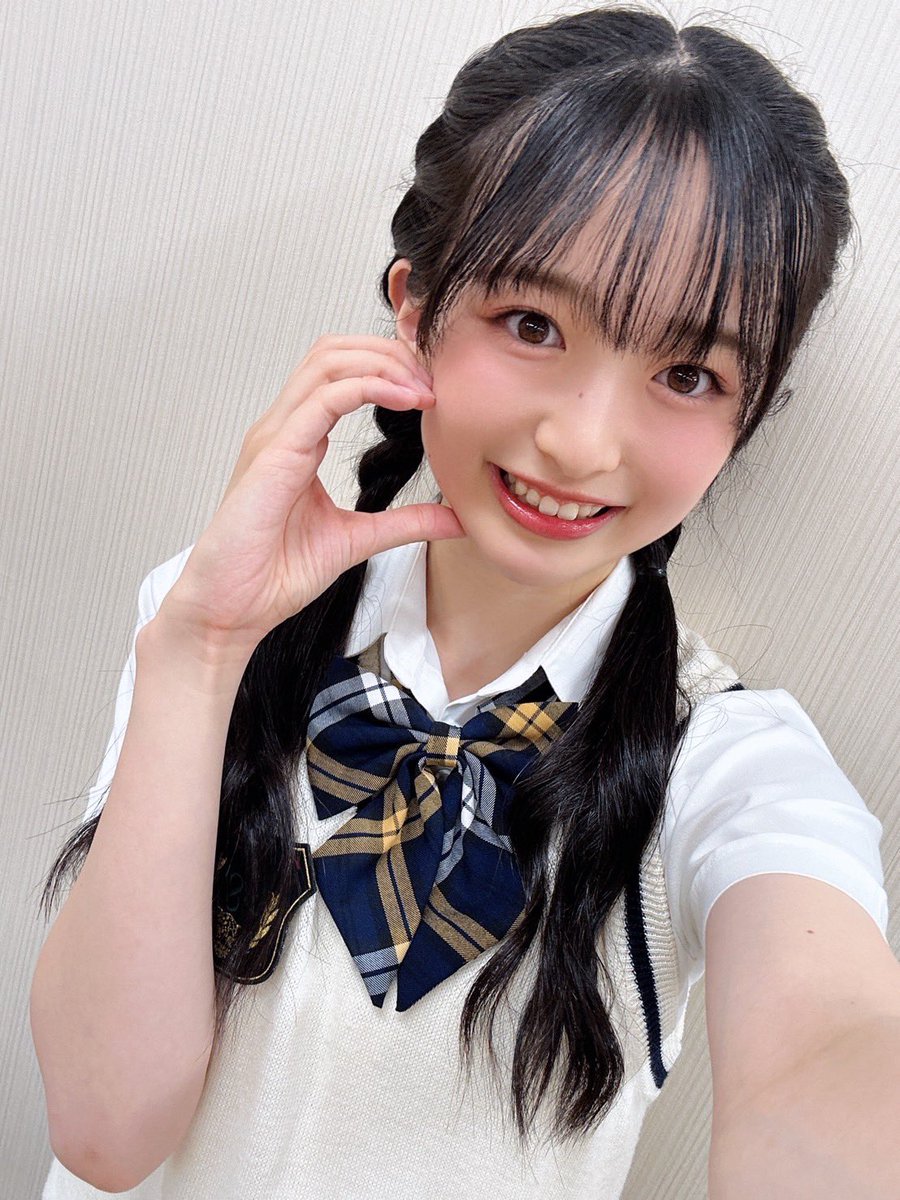 NMB48 石山千尋 2024年10月直筆サイン入り写真 NMB48 石山千尋 2024年10月直筆サイン入り写真