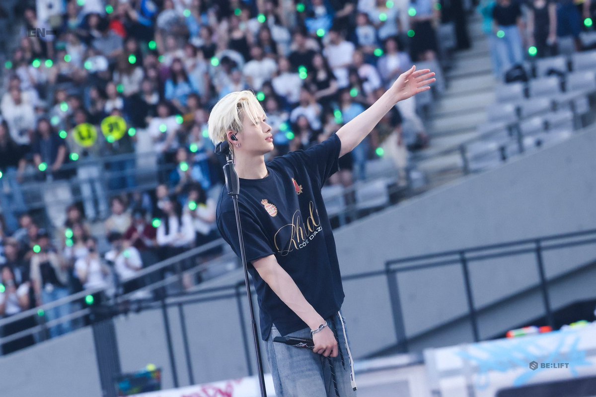 [🎞️#ENroll]
ENHYPEN STAGE PHOTO
@ WORLD TOUR ‘WALK THE LINE’ -SUMMER EDITION- in TOKYO_250705~6

#ENHYPEN #엔하이픈
#EN_WALKTHELINE
#EN_WORLDTOUR_WALKTHELINE
#WALKTHELINE_IN_JAPAN