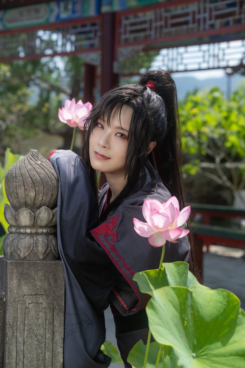 【魔道祖師】　

魏無羨 

写真:<a href="/kino_fluorite/">kiNo🍀草むしり検定2級</a>
#MDZS #魔道祖師cos

先日の写真頂きました！蓮に本当に恵まれない😢来年こそは！！