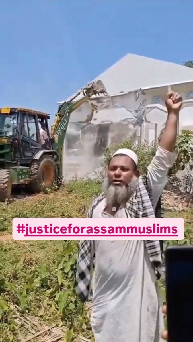 x_Aliwayzz01's tweet photo. Assami muslims are Indian

Assami muslims are the part of citizenship 

Assami muslims have the right to vote 

Assami muslims have a Right to have their land 

Assami muslims have a Right to education 

Assami muslims are the part of secular India 

#JusticeForAssamMuslims https://t.co/nd007Jy8YI