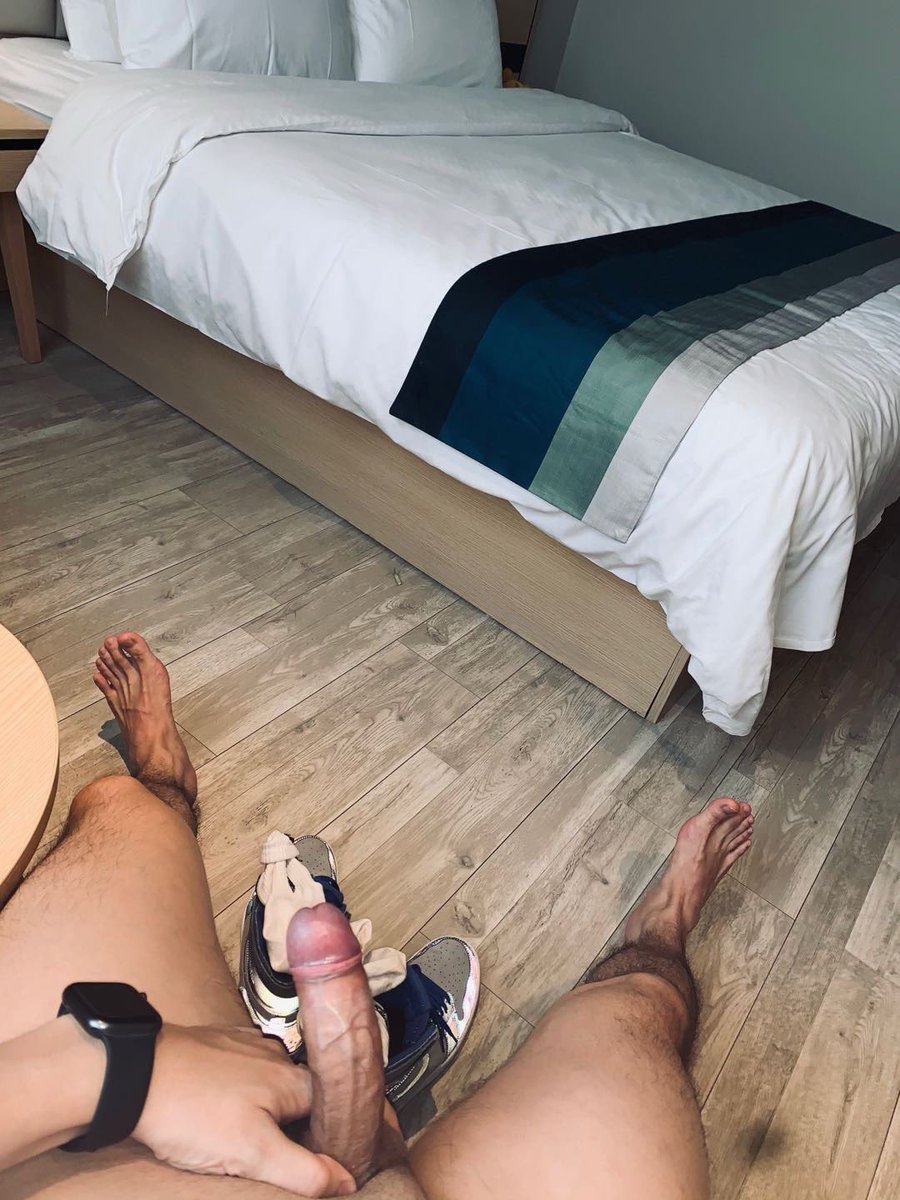 Cce3z's tweet photo. 🍆🍑 https://t.co/IqaVexZYK0