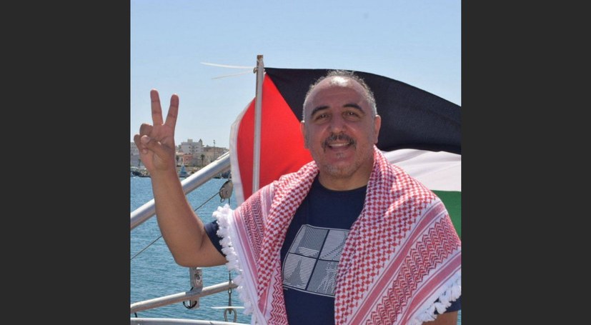 MLKP_IB's tweet image. ICOR Deputy Main Coordinator Hatem Laouini on board the Handala.
We salute the heroic activists aboard Handala who are defending humanity and representing the conscience of the oppressed to break the siege on Gaza and stop the genocide!
#Gaza
