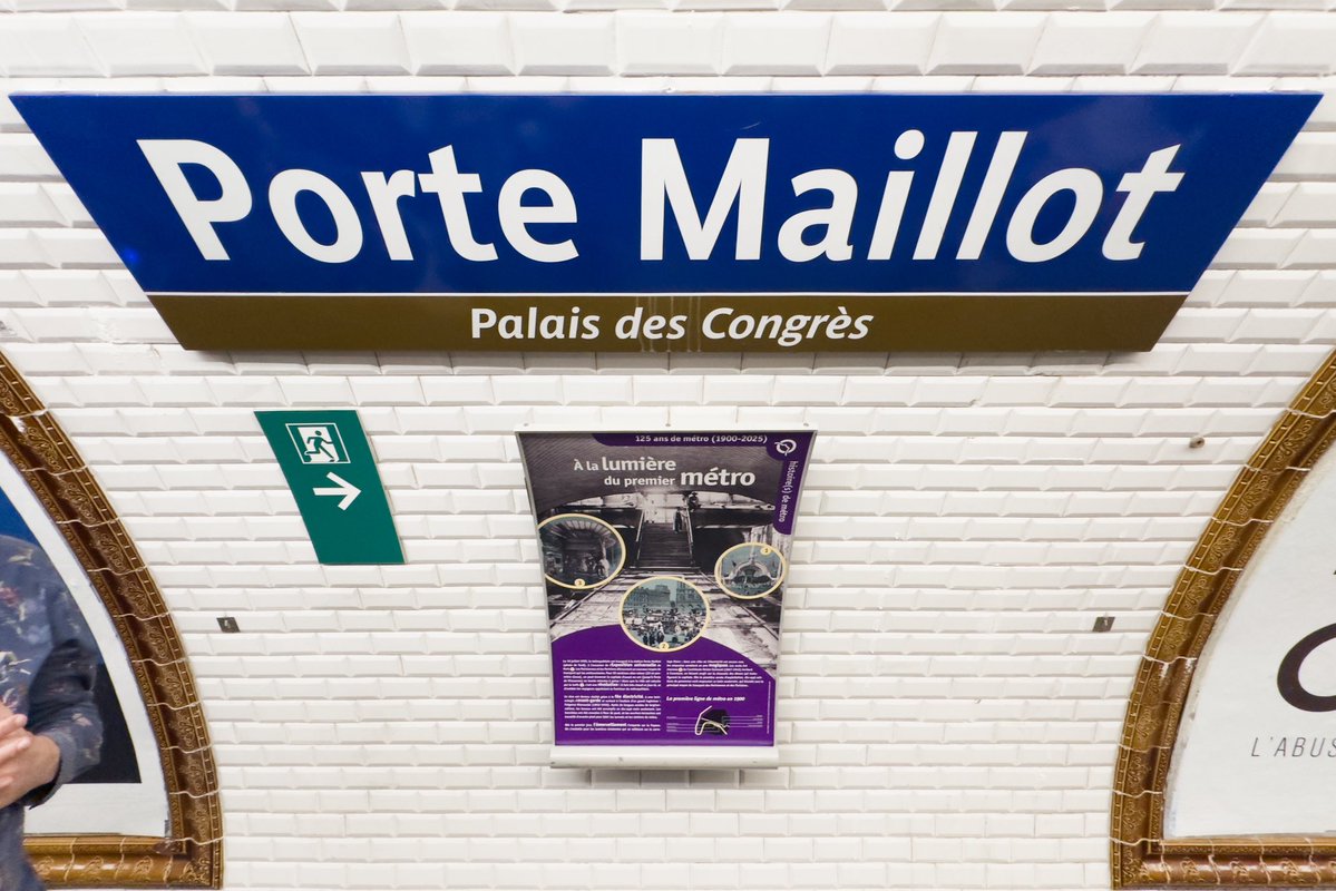 metropolitor_'s tweet image. 🎉 Métropolitor était invité par la @RATPgroup pour célébrer les 125 ans de la ligne 1 à Porte Maillot, son point de départ historique. 

Plaque commémorative, visite de l’ancienne station (désaffectée depuis 1937) et moment fort : @JeanCASTEX aux commandes d’une navette !