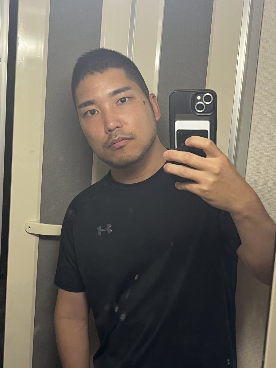 散髪行って思ったより短くなった
来月には坊主になりますけど